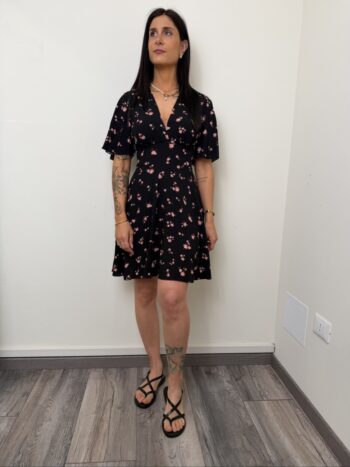 abito corto nero floreale susymix